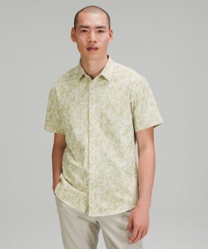 Lululemon Airing Easy Short Sleeve Button Up Shirt Ventlight Mesh Erkek Üstler Beyaz Renkli | WAFP-24761