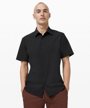 Lululemon Airing Easy Short Sleeve Button Up Shirt Ventlight Mesh Erkek Üstler Siyah | VNRL-97623