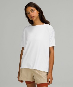 Lululemon Back in Action Short Sleeve T-Shirt Nulu Kadın Üstler Beyaz | OKAV-52379