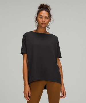 Lululemon Back in Action Short Sleeve T-Shirt Nulu Kadın Üstler Siyah | JPZQ-20178