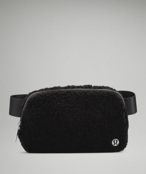 Lululemon Everywhere Belt Bag Fleece Accessories Çantası Siyah | KJZM-41539