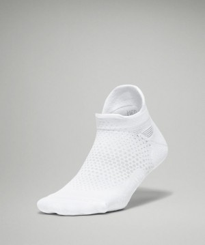 Lululemon MacroPillow Tab Running Sock Medium Cushioning Accessories Çorap Beyaz | SLIM-40791