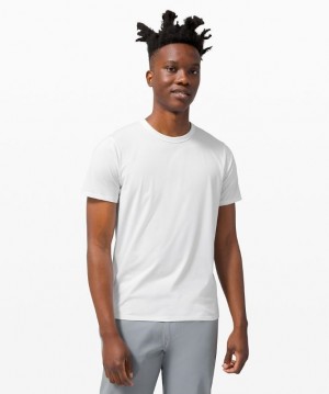 Lululemon The Fundamental T Erkek Üstler Beyaz | BVJY-36875