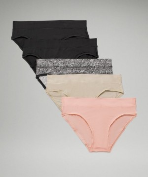 Lululemon UnderEase Mid-Rise Bikini Underwear 5 Pack Kadın İç Giyim Siyah Siyah Pembe Beyaz Bej Rengi Siyah | IHJX-46521