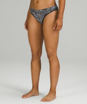 Lululemon UnderEase Mid-Rise Thong Underwear Kadın İç Giyim Beyaz Siyah | DGXO-09134